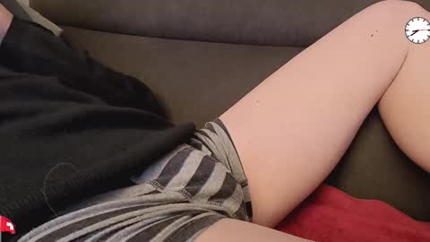 Grey online show from 11-02-25, 07:38