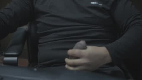 Snapshot of chicagoalex68 chatting on 12-06-24, 02:13 chicagoalex68 online show from 12-06-24, 02:13