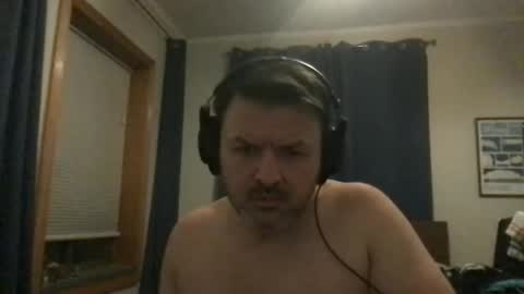 chicagoguy7183 online show from 02-19-26, 05:47