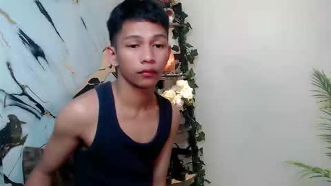 chick_renz online show from 09-26-25, 04:00