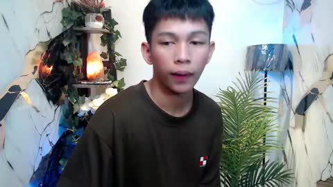 chick_renz online show from 10-05-25, 05:22