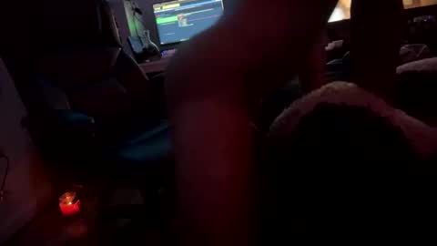 Snapshot of chicobrord chatting on 09-21-25, 02:57 chicobrord online show from 09-21-25, 02:57