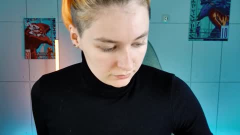 Bella online show from 11-21-25, 09:08