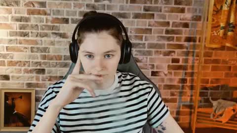 Bella online show from 12-19-25, 09:49