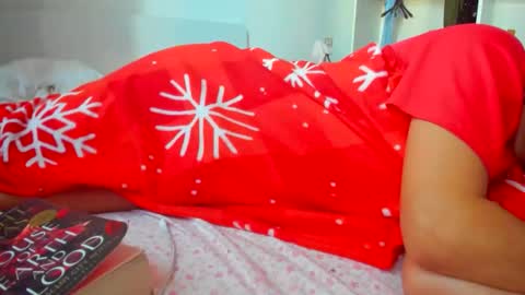 yoursensualparadise online show from 09-18-25, 05:09