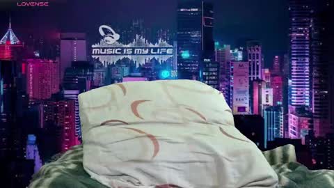 Enrique online show from 02-24-25, 12:05