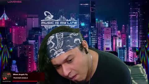 Enrique online show from 02-24-25, 06:47