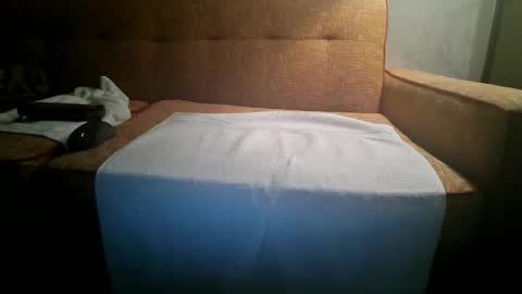 Snapshot of chippy70 chatting on 02-09-26, 04:27 chippy70 online show from 02-09-26, 04:27