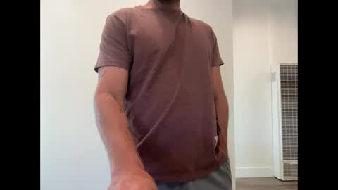 Snapshot of chiquitaroad chatting on 09-26-25, 04:22 chiquitaroad online show from 09-26-25, 04:22