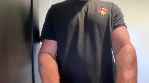 Snapshot of chiquitaroad chatting on 10-21-25, 09:15 chiquitaroad online show from 10-21-25, 09:15