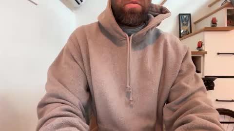 Snapshot of chiquitaroad chatting on 10-24-25, 06:26 chiquitaroad online show from 10-24-25, 06:26