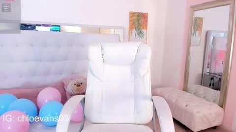 Chloe online show from 09-18-25, 11:56
