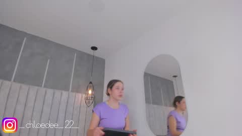 Chloe online show from 01-19-25, 10:28