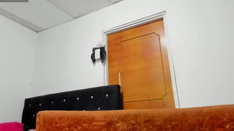 Chloe Evanx  online show from 01-06-25, 07:02