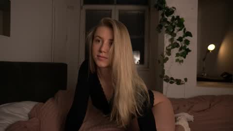 Arianaa Mourrr online show from 02-19-26, 05:14