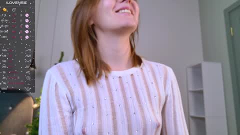 Chloe online show from 12-23-24, 05:39