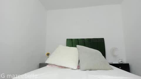 Snapshot of chloe_mazee chatting on 10-29-25, 03:25 Chloe Maze online show from 10-29-25, 03:25