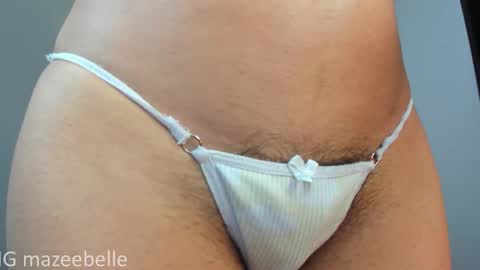 Snapshot of chloe_mazee chatting on 11-18-25, 01:04 Chloe Maze online show from 11-18-25, 01:04