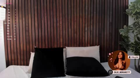 chloe online show from 12-18-24, 10:57