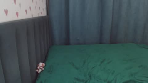 Chloe online show from 10-10-25, 07:35