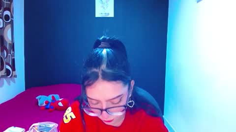 Chloe online show from 09-24-25, 12:36