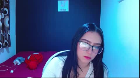 Chloe online show from 09-30-25, 10:37