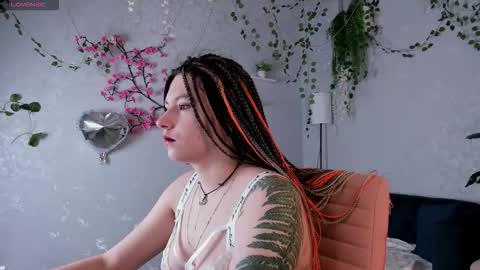 Snapshot of chloebloss0m chatting on 02-07-26, 02:59 Boni online show from 02-07-26, 02:59