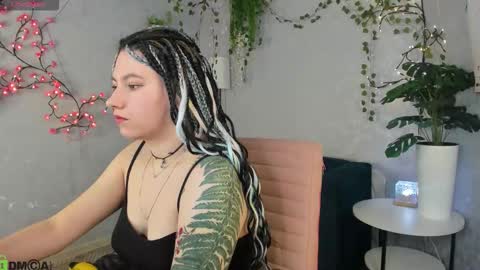 Snapshot of chloebloss0m chatting on 02-26-26, 03:27 Boni online show from 02-26-26, 03:27