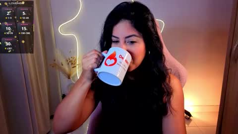 Snapshot of chloebum_ chatting on 02-02-26, 11:09 Chloe online show from 02-02-26, 11:09