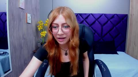 chloecampbell03 online show from 09-25-25, 01:15