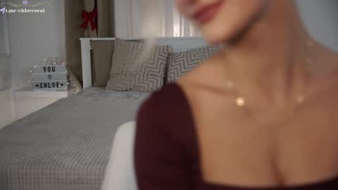 Snapshot of chloecoral chatting on 12-05-24, 08:00 ChloeCoral online show from 12-05-24, 08:00