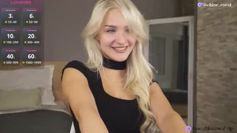 Snapshot of chloecoral chatting on 10-02-25, 06:15 ChloeCoral online show from 10-02-25, 06:15