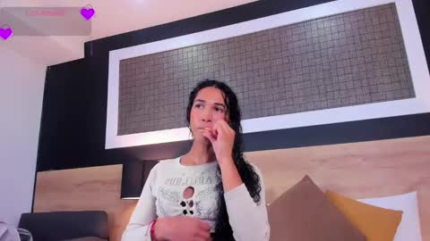 Chloe  online show from 03-24-26, 12:32