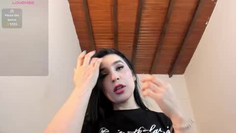 chloeember online show from 09-11-25, 12:05