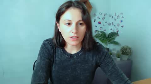 Chloe online show from 10-06-25, 02:03