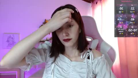 Snapshot of chloejohnsoon chatting on 12-29-24, 01:17 Chloe online show from 12-29-24, 01:17