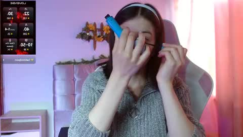 Snapshot of chloejohnsoon chatting on 02-10-25, 01:22 Chloe online show from 02-10-25, 01:22