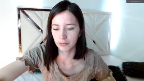 Snapshot of chloejohnsoon chatting on 02-13-25, 01:15 Chloe online show from 02-13-25, 01:15
