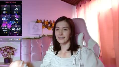 Snapshot of chloejohnsoon chatting on 02-26-25, 04:24 Chloe online show from 02-26-25, 04:24