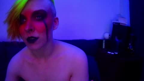 Snapshot of chloekissxo chatting on 02-09-25, 03:00 Chloekissxo online show from 02-09-25, 03:00