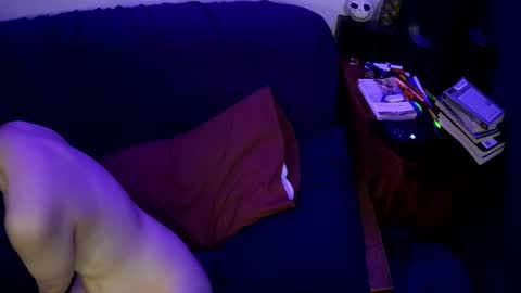 Snapshot of chloekissxo chatting on 09-24-25, 01:53 Chloekissxo online show from 09-24-25, 01:53