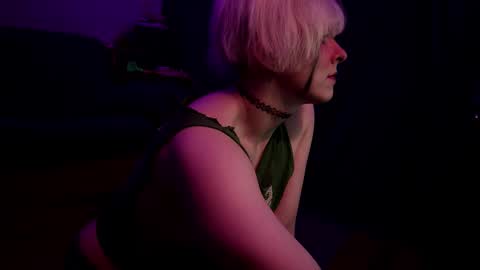 Chloekissxo online show from 02-12-26, 03:01