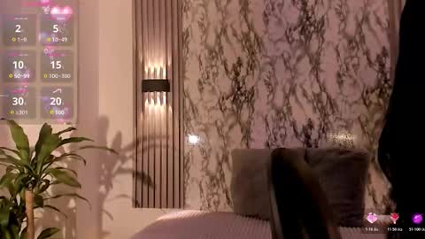 chloemasonn online show from 12-16-25, 11:04