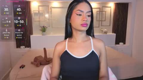 Chloe Moon online show from 10-07-25, 11:51