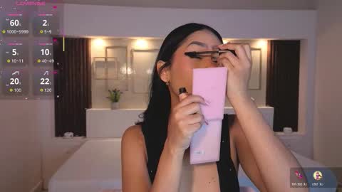 Chloe Moon online show from 10-14-25, 12:17