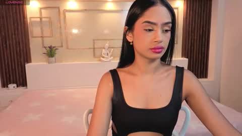 Chloe Moon online show from 11-18-25, 12:42