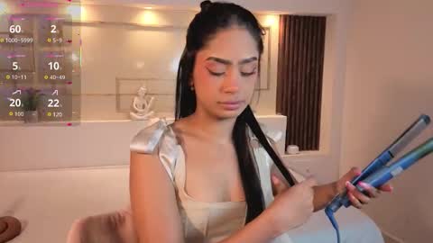 Chloe Moon online show from 11-20-25, 11:43