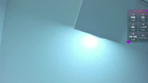 Chloe  online show from 12-17-25, 05:08