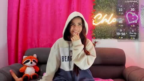 Chloe online show from 01-09-25, 03:36