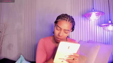 Snapshot of chloetaylorr_ chatting on 12-09-24, 12:30 CHLOE online show from 12-09-24, 12:30